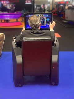 Magneto Screen Mirroring